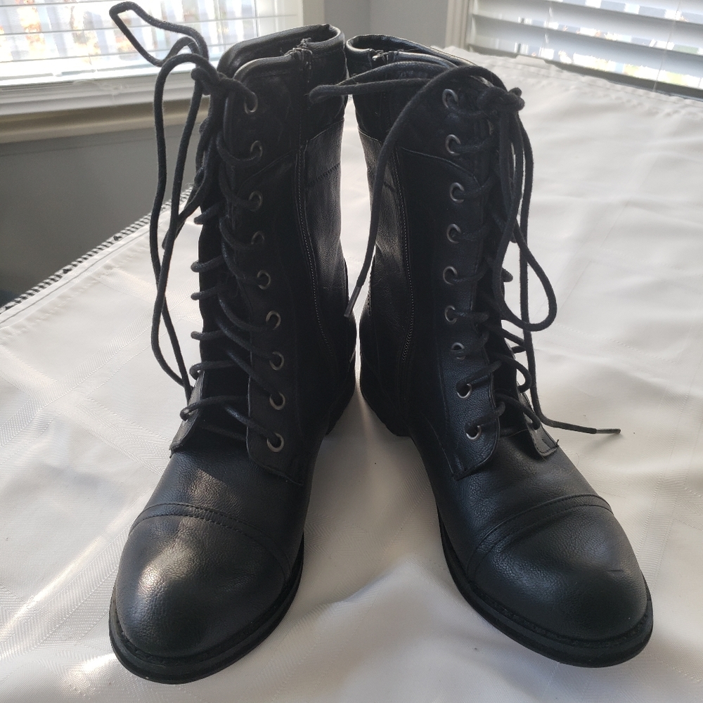 SALE -Crown Black Boots